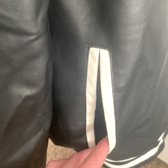 Lightweight Men’s Bomber Jacket - Picture 4 of 6